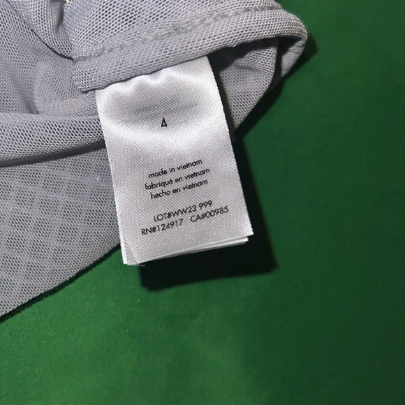 NWT WeWoreWhat Elegant White Mesh Rhinestone Skirt size 4 - Picture 9 of 10